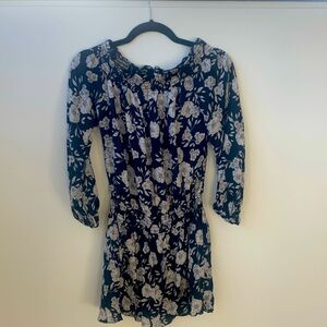 Intermix size P day dress beautiful stylish